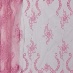 Dantela Chantilly roz N 8403